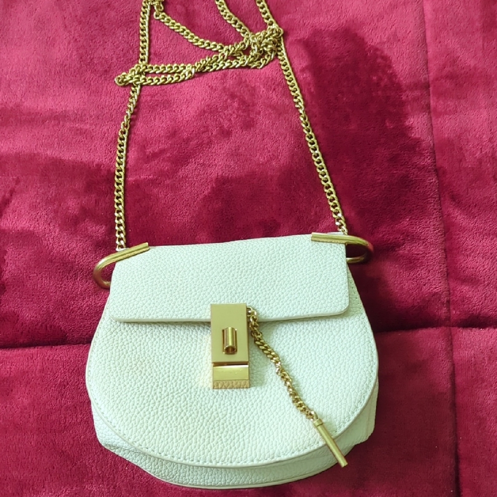 Elegant Leather  Cream Chain Shoulder Bag